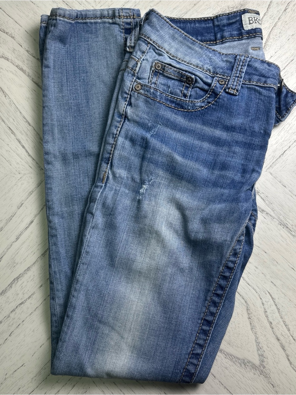 BKE Women's Light Blue Straight Leg Jeans